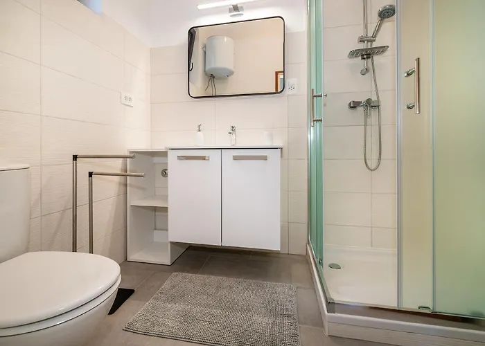 Nasic With Beautiful Sea View Apartament