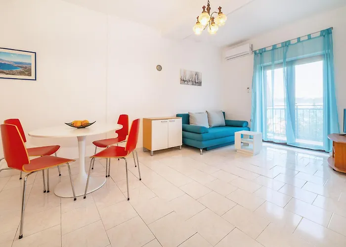 Nasic With Beautiful Sea View Apartament *