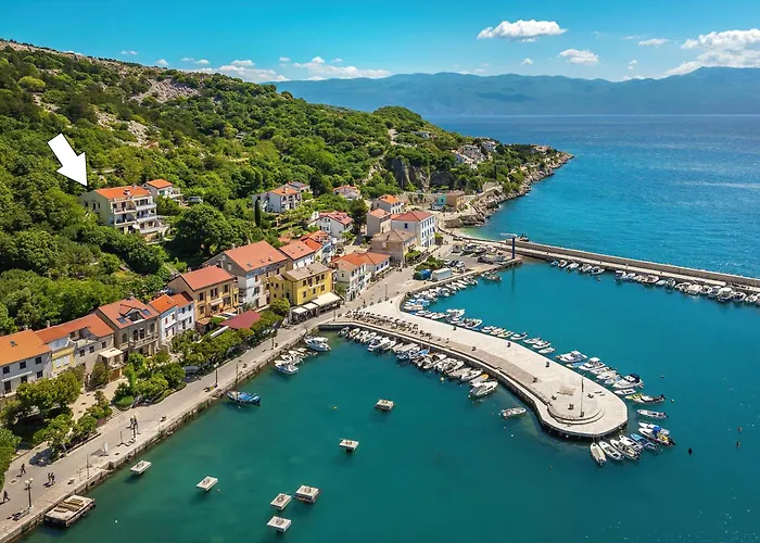 Nasic With Beautiful Sea View Apartament Baška